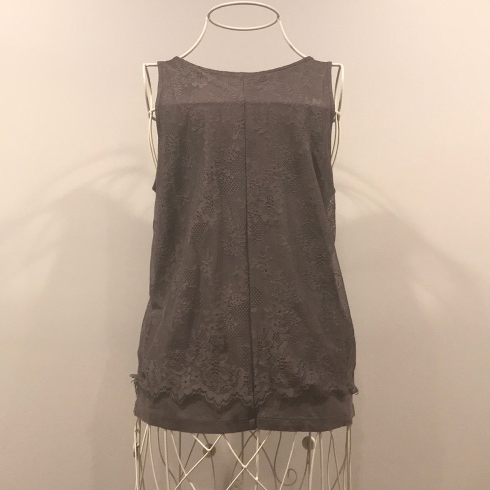 Layered lace tank top LOFT - Picture 2 of 4